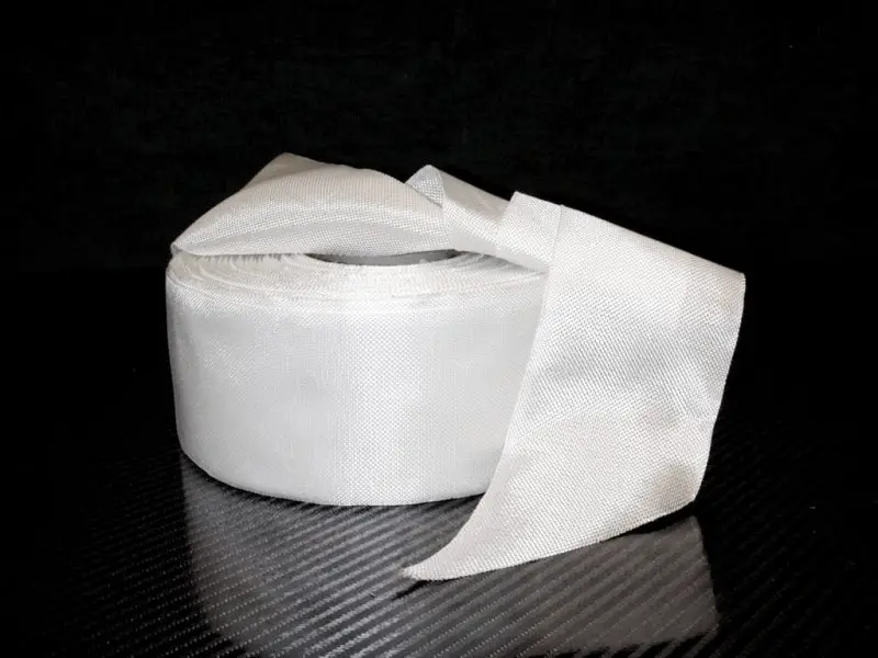 glass-tape-220-g-100-mm-800x600-1.webp Fiberglass tape roll Width 10 cm TG220P10