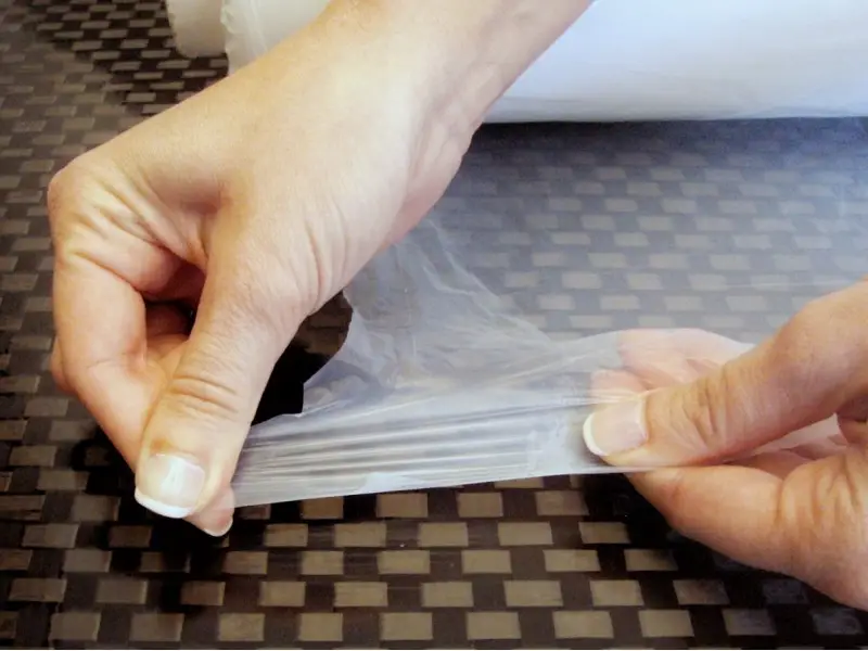 release-film-high-temperature-260-c-01-800x600w.webp Non-perforated FEP release film HT 260